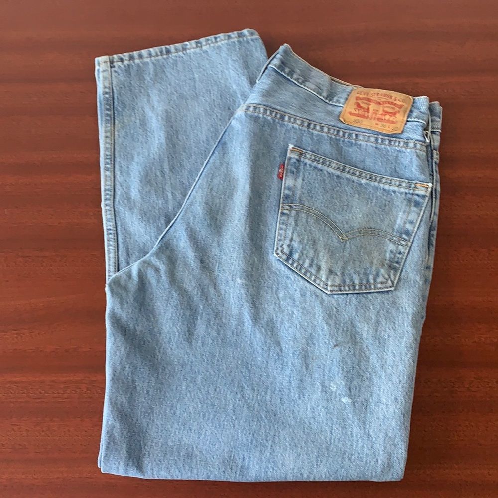 Men’s Levi’s 550 mom jeans